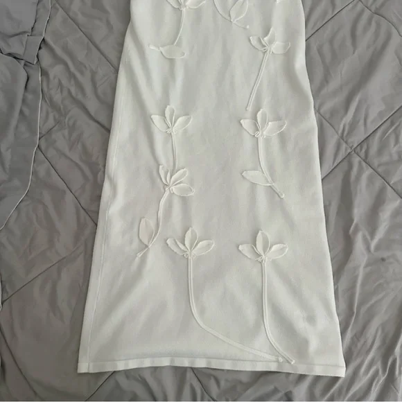 Meshki Wynn Floral Knit Midi Dress - White - Picture 9 of 12